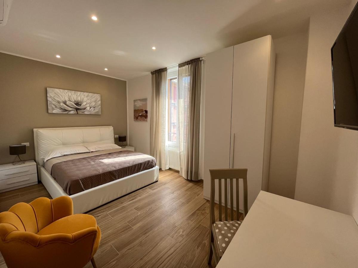 Levante Central Rooms Levanto Bagian luar foto