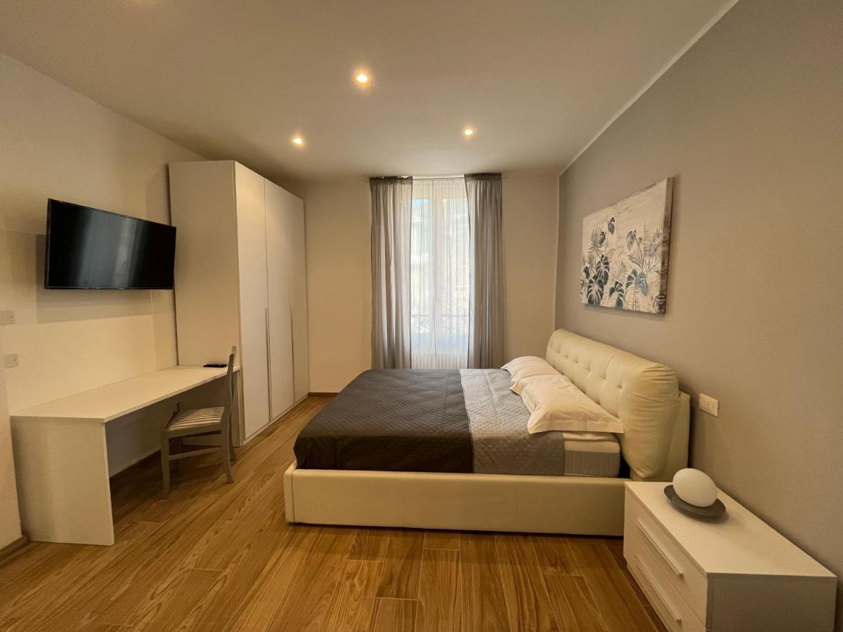 Levante Central Rooms Levanto Bagian luar foto